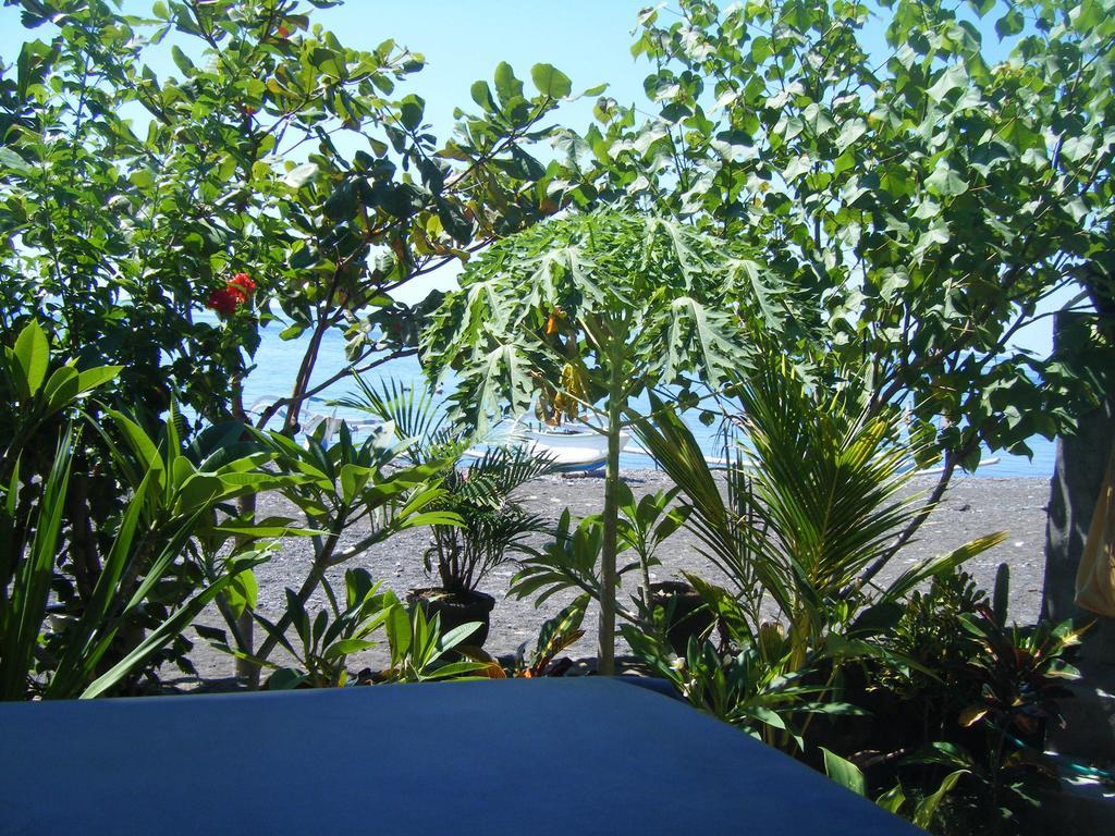 Alur Beach Homestay Amed Exterior foto