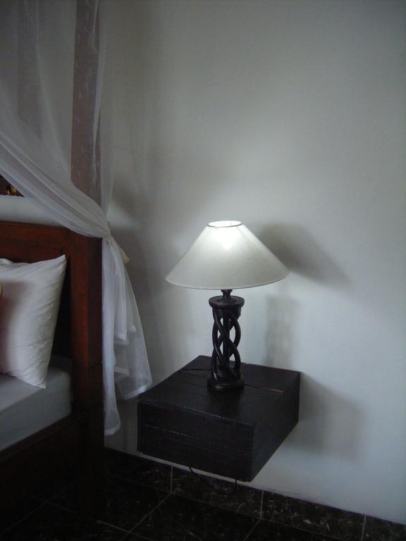 Alur Beach Homestay Amed Zimmer foto