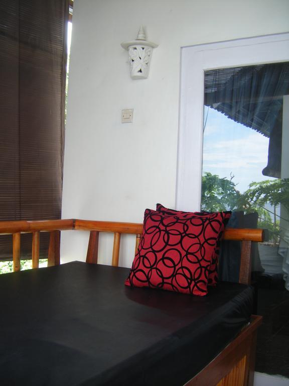 Alur Beach Homestay Amed Zimmer foto
