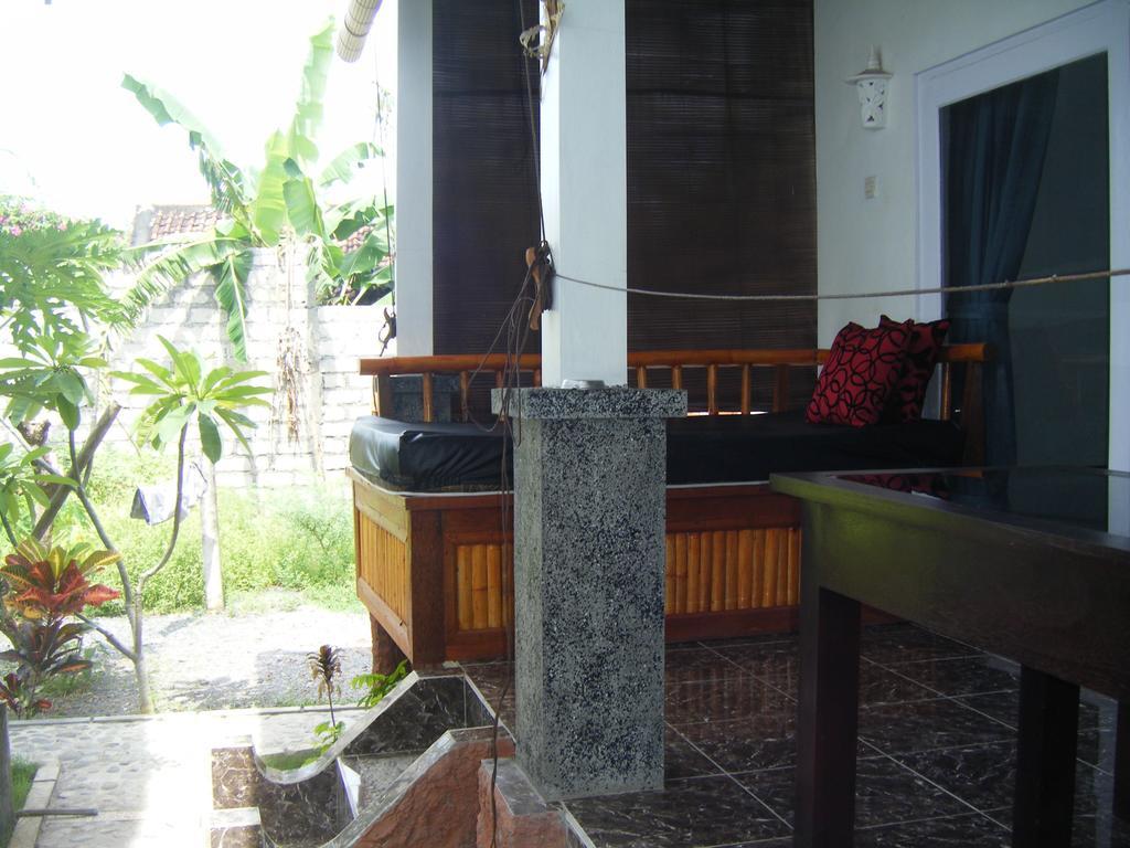 Alur Beach Homestay Amed Zimmer foto
