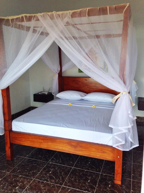 Alur Beach Homestay Amed Zimmer foto
